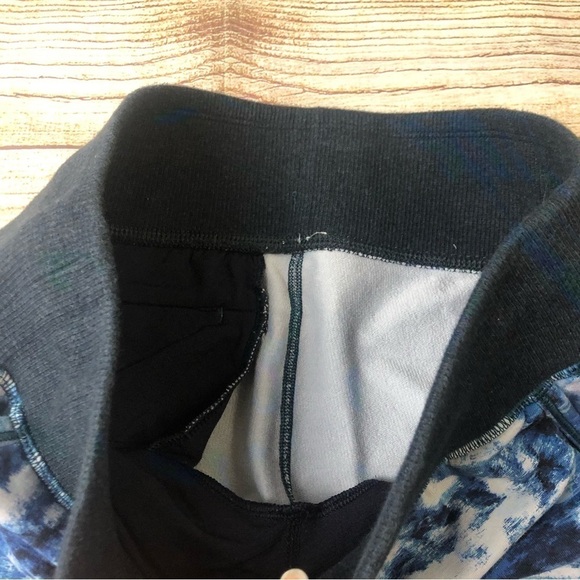 Lululemon Joggers - Picture 3 of 11